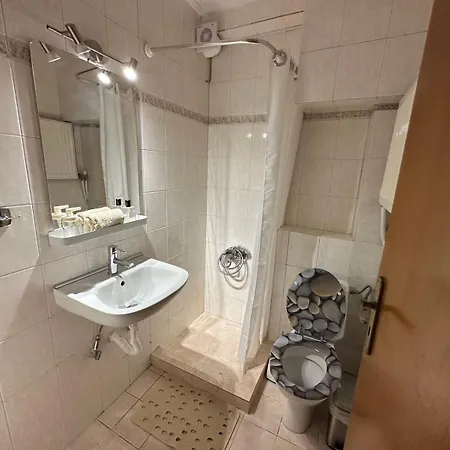 Elena Maisonette By The Sea *